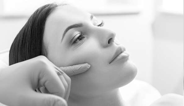 Cirujana plástica y estética en Barcelona